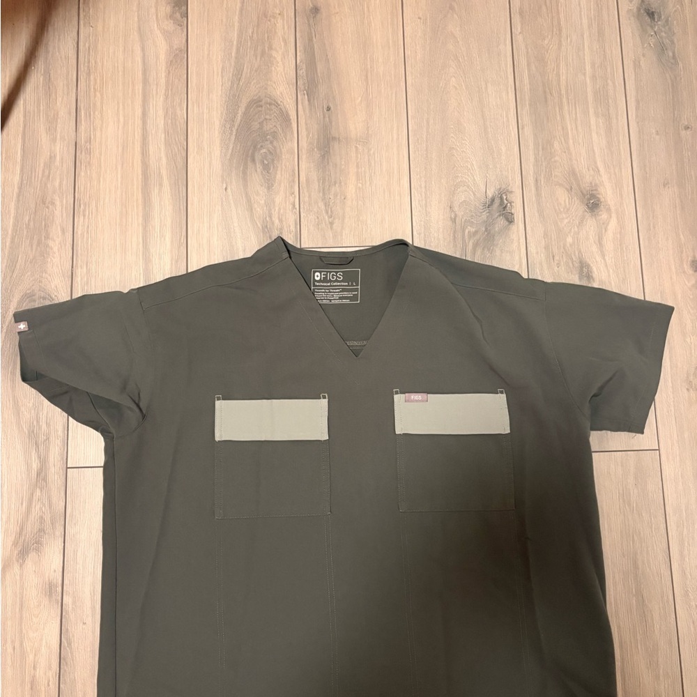 Figs Dark Gray Scrub Shirt - Picture 1 of 2